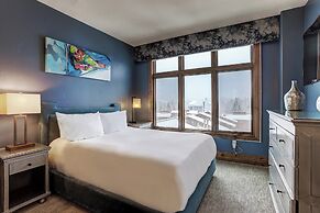 The Arrabelle at Vail Square, A RockResort