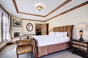 The Arrabelle at Vail Square, A RockResort