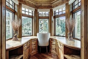 The Arrabelle at Vail Square, A RockResort