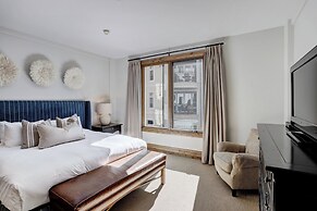 The Arrabelle at Vail Square, A RockResort