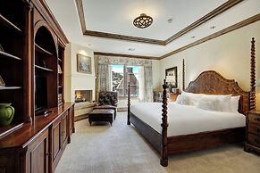 The Arrabelle, A RockResort, by Vail Resorts