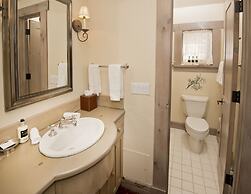 The Arrabelle at Vail Square, A RockResort