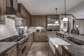 The Arrabelle at Vail Square, A RockResort