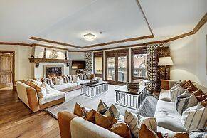 The Arrabelle at Vail Square, A RockResort