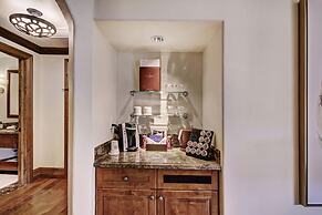 The Arrabelle at Vail Square, A RockResort