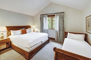 The Arrabelle at Vail Square, A RockResort