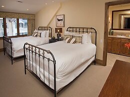 The Arrabelle at Vail Square, A RockResort