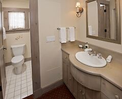 The Arrabelle at Vail Square, A RockResort