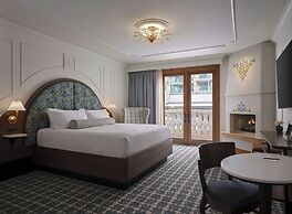 The Arrabelle, A RockResort, by Vail Resorts