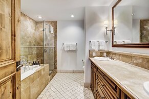 The Arrabelle at Vail Square, A RockResort