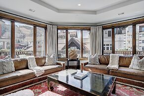 The Arrabelle at Vail Square, A RockResort