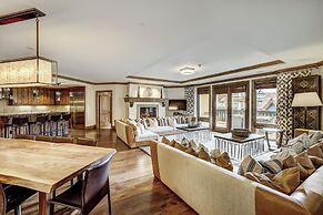 The Arrabelle at Vail Square, A RockResort