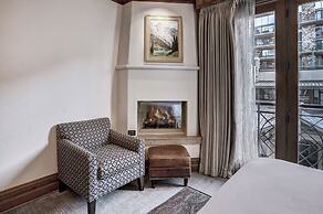 The Arrabelle at Vail Square, A RockResort