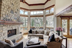 The Arrabelle, A RockResort, by Vail Resorts