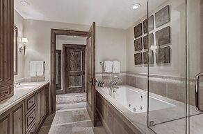 The Arrabelle, A RockResort, by Vail Resorts