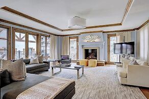 The Arrabelle at Vail Square, A RockResort