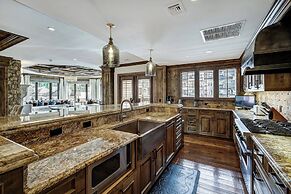 The Arrabelle at Vail Square, A RockResort