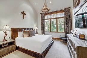 The Arrabelle, A RockResort, by Vail Resorts