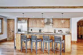 The Arrabelle at Vail Square, A RockResort