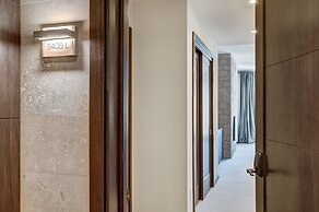 The Arrabelle at Vail Square, A RockResort