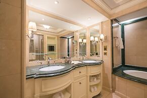 The Ritz-Carlton, Beijing