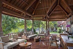 Santi Mandala Villa & Spa