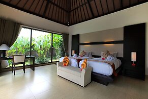 Santi Mandala Villa & Spa