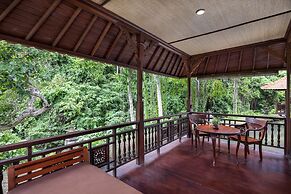 Santi Mandala Villa & Spa