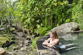 Santi Mandala Villa & Spa