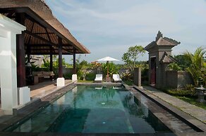 Santi Mandala Villa & Spa