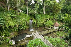 Santi Mandala Villa & Spa