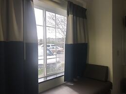 Microtel Inn & Suites by Wyndham Indianapolis Airport
