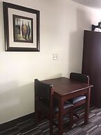 Microtel Inn & Suites by Wyndham Indianapolis Airport