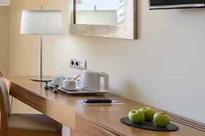 Elba Carlota Beach & Golf Resort