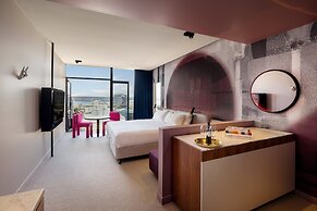 Hotel Indigo Sydney Potts Point by IHG