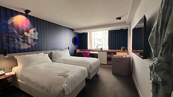 Hotel Indigo Sydney Potts Point by IHG