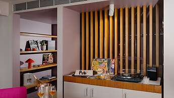 Hotel Indigo Sydney Potts Point by IHG