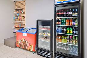 Holiday Inn Express & Suites Parkersburg-Mineral Wells by IHG