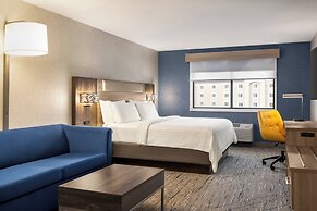Holiday Inn Express Syracuse Airport by IHG
