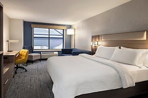 Holiday Inn Express Syracuse Airport by IHG