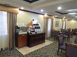Holiday Inn Express & Suites Pampa, an IHG Hotel