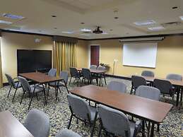 Holiday Inn Express & Suites Pampa by IHG