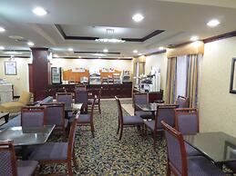Holiday Inn Express & Suites Pampa by IHG