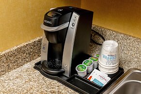 Holiday Inn Express Hotel & Suites Hazard by IHG