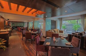 Oakwood Residence Naylor Road Pune