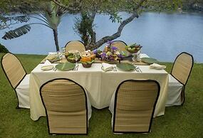 Mahaweli Reach Hotel