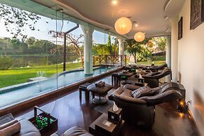 Mahaweli Reach Hotel