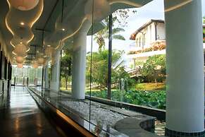 Mahaweli Reach Hotel