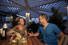 Mahaweli Reach Hotel