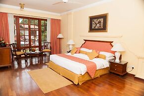 Mahaweli Reach Hotel